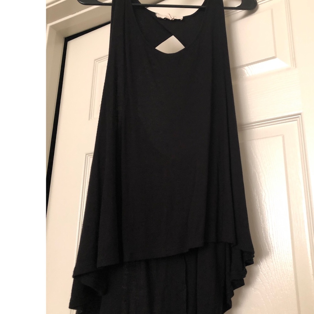Black high/low tank